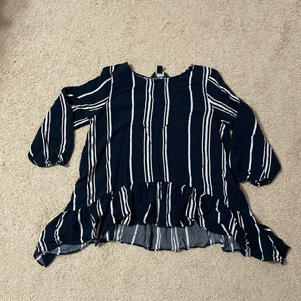 Simply Vera Wang 3/4 Sleeve Formal Shirt